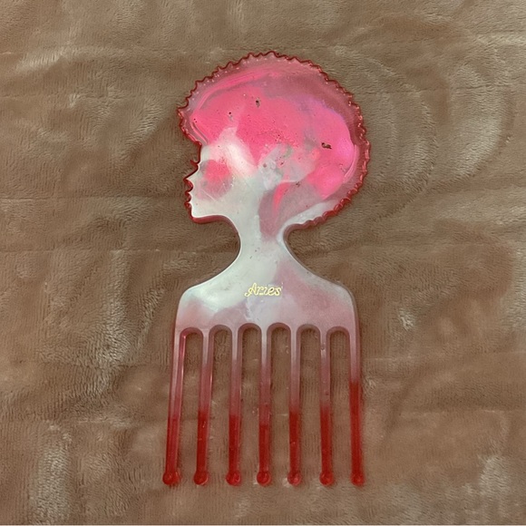 CUSTOM Zodiac Afro Comb - Female Afro - Picture 5 of 6